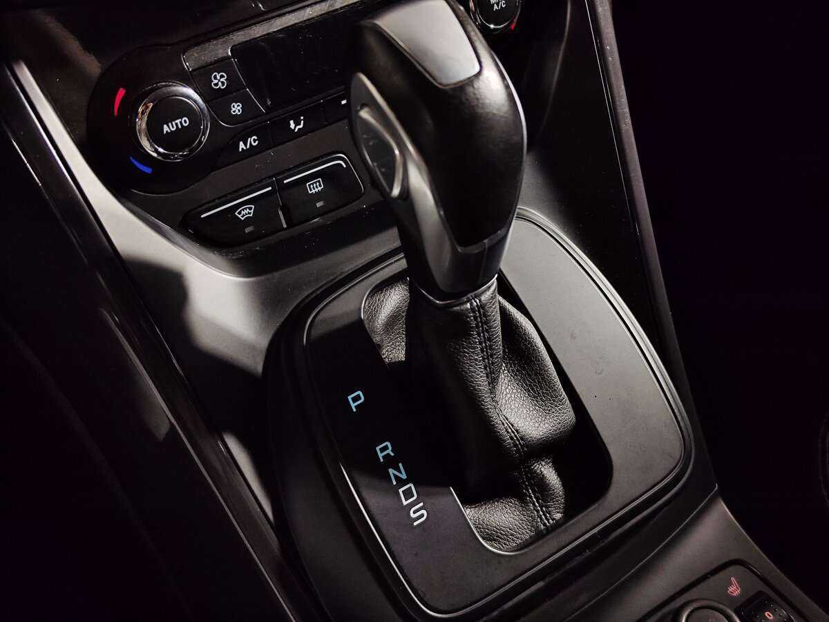 Ford Kuga б/у, 2015, Автоматическая. Фото: #15