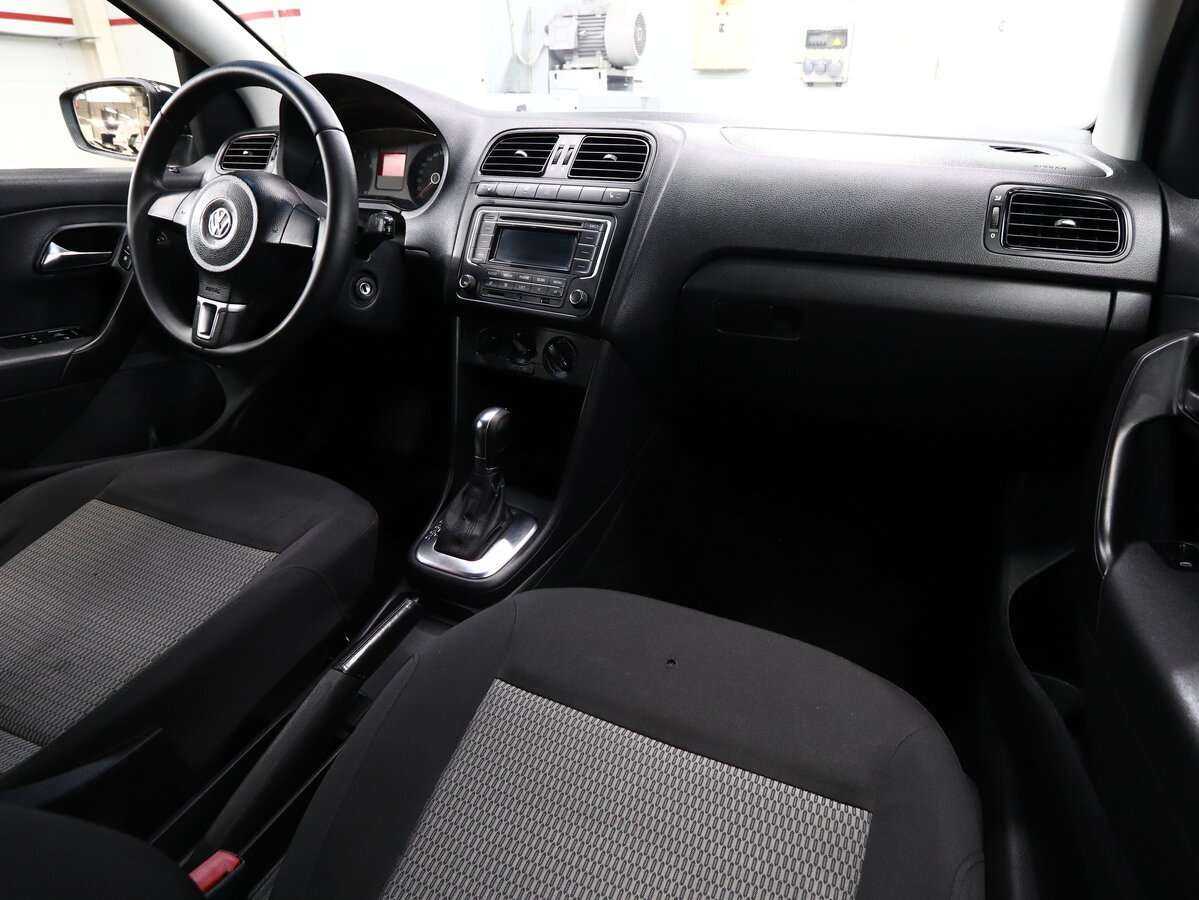 Volkswagen Polo б/у, 2013, Автоматическая. Фото: #7