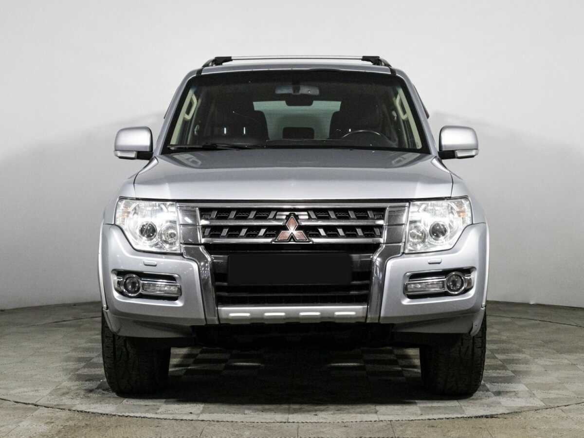 Mitsubishi Pajero б/у, 2015, Автоматическая. Фото: #1