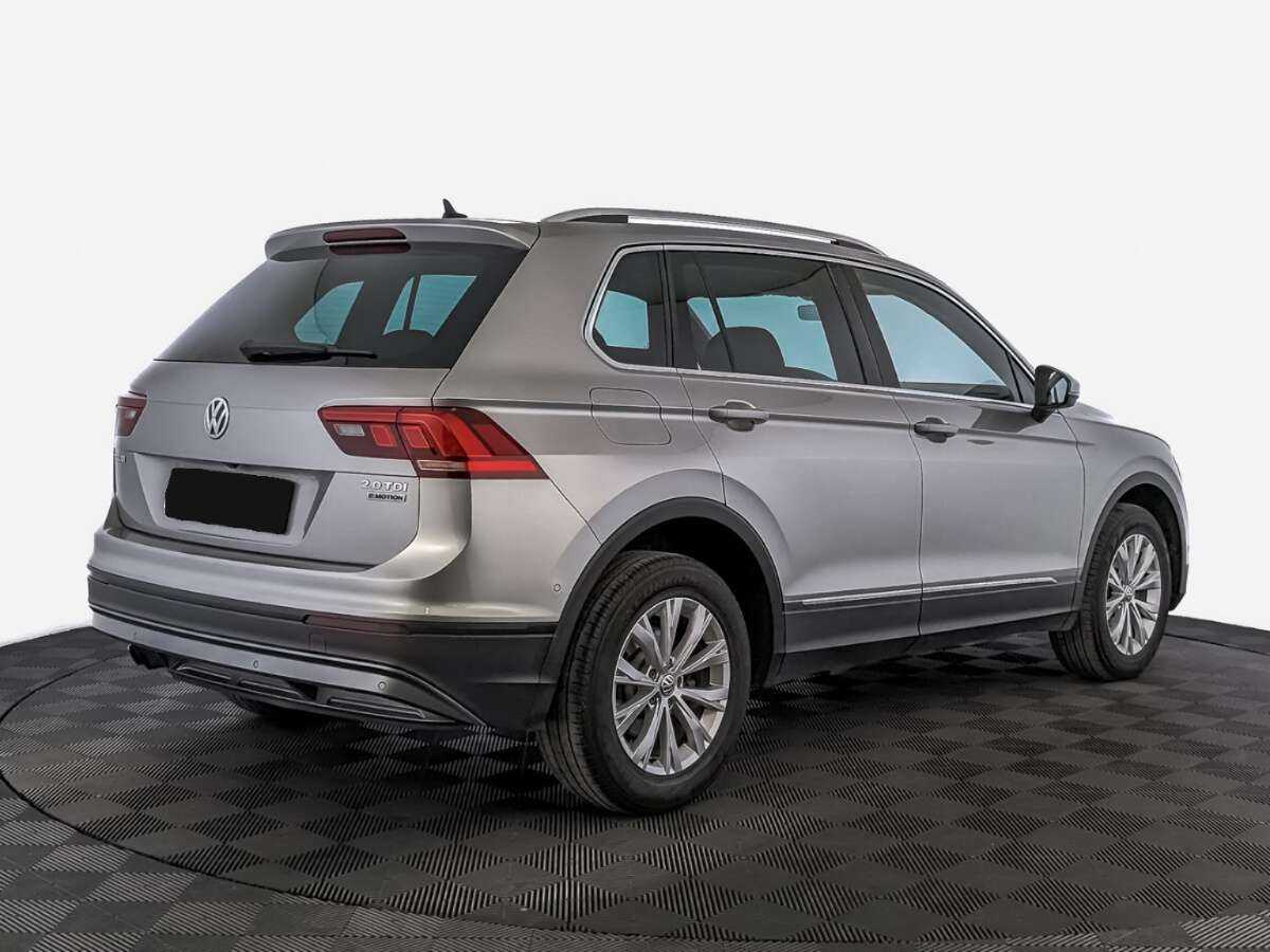 Volkswagen Tiguan б/у, 2017, Роботизированная. Фото: #4