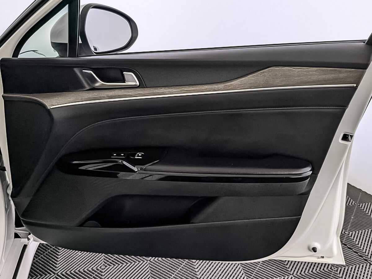 Kia K5 б/у, 2020, Автоматическая. Фото: #19