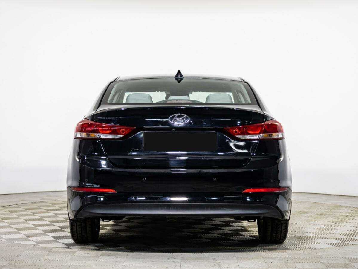Hyundai Elantra б/у, 2018, Автоматическая. Фото: #4