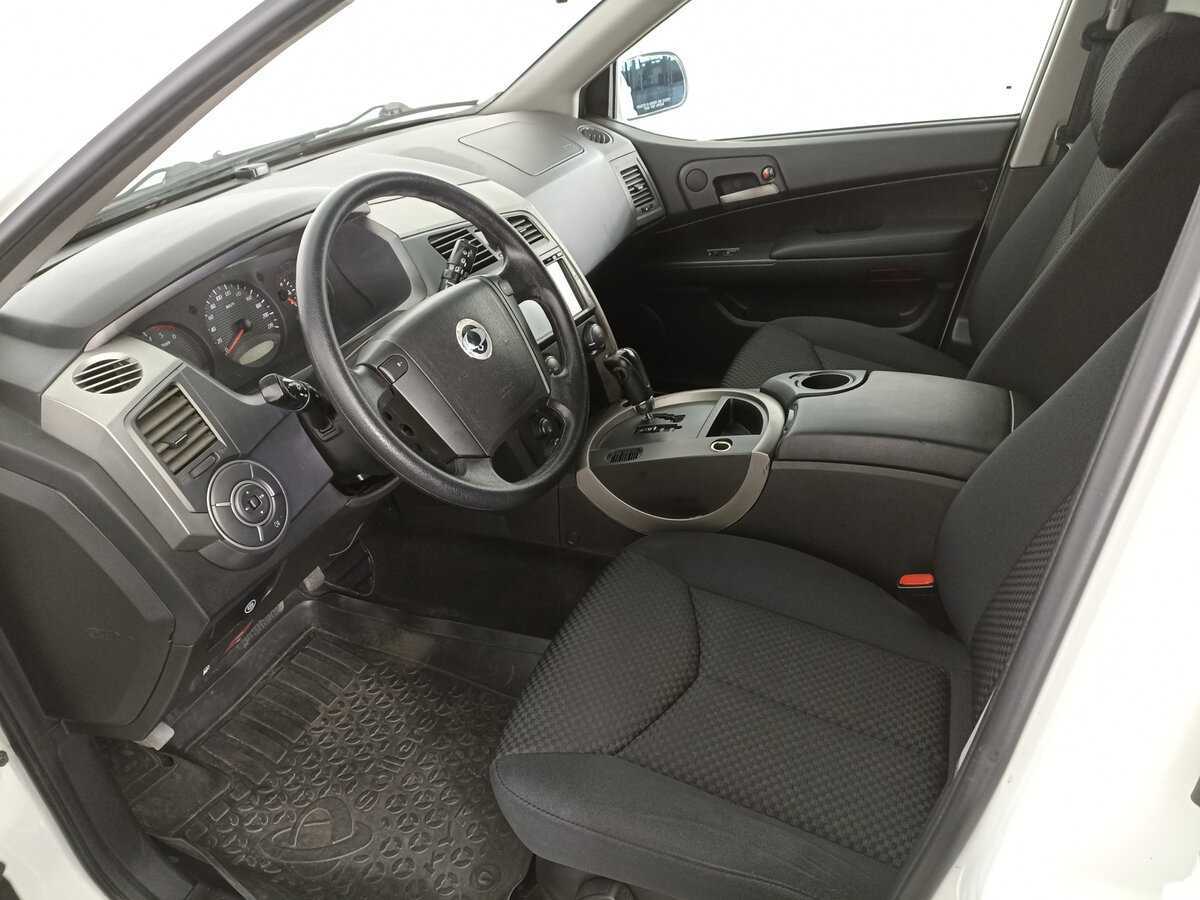 SsangYong Kyron б/у, 2013, Автоматическая. Фото: #15