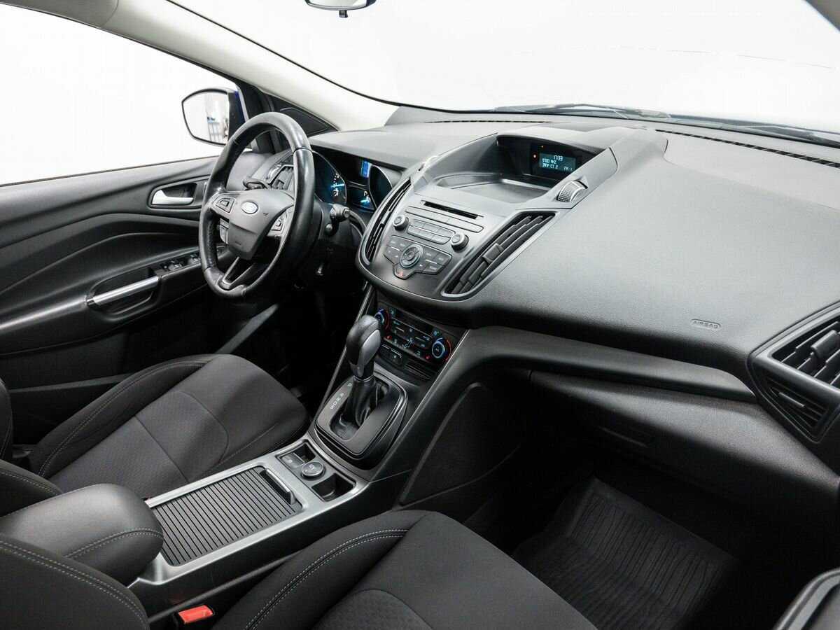Ford Kuga б/у, 2017, Автоматическая. Фото: #7