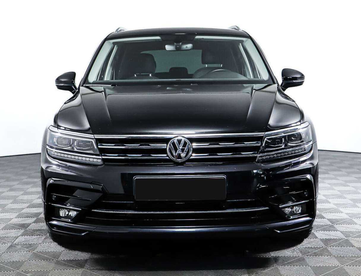 Volkswagen Tiguan б/у, 2018, Роботизированная. Фото: #1