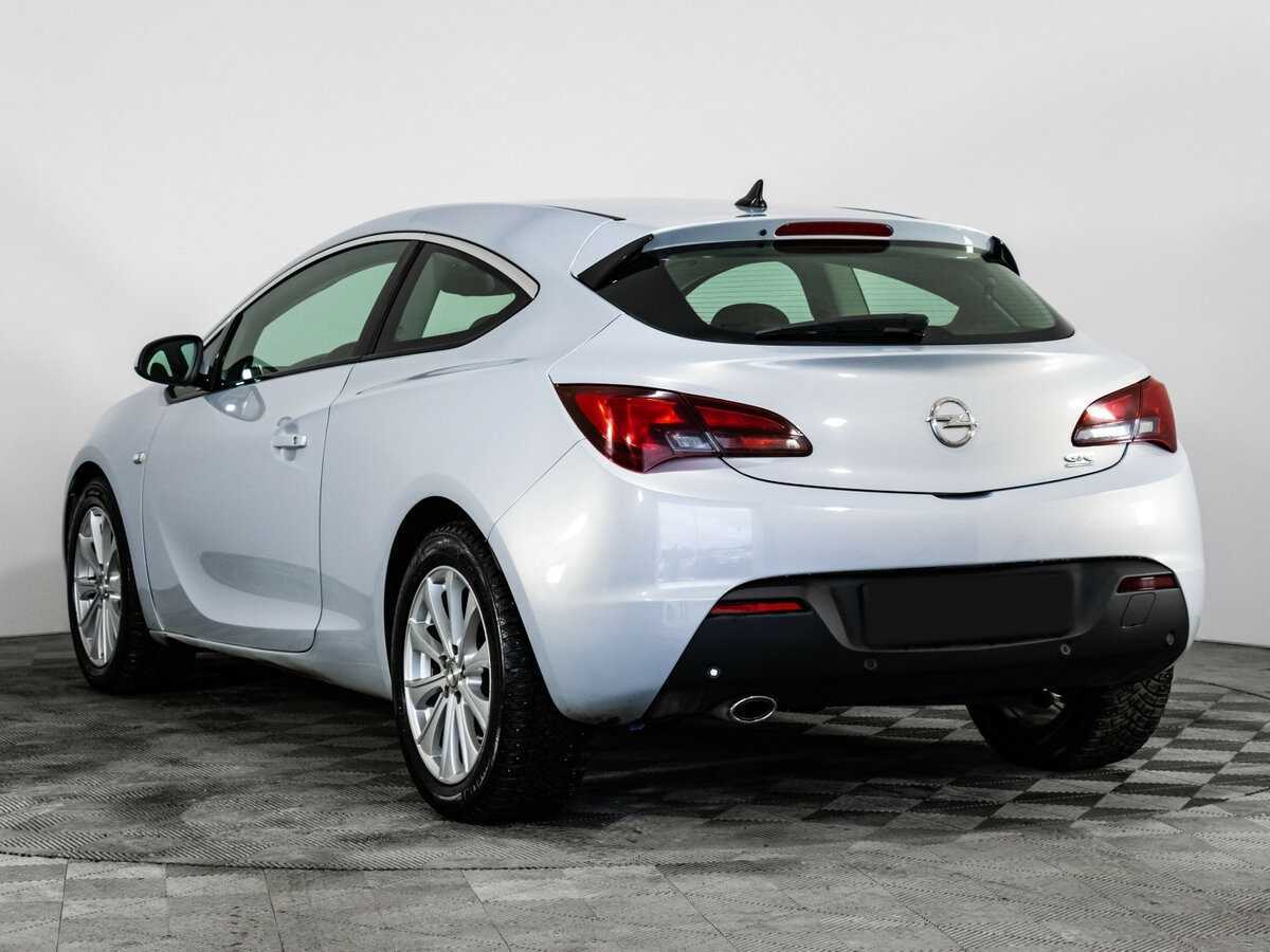 Opel Astra б/у, 2012, Механическая. Фото: #5