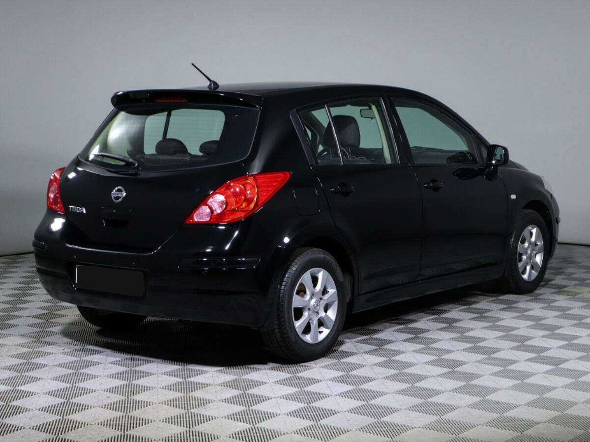 Nissan Tiida б/у, 2012, Автоматическая. Фото: #4