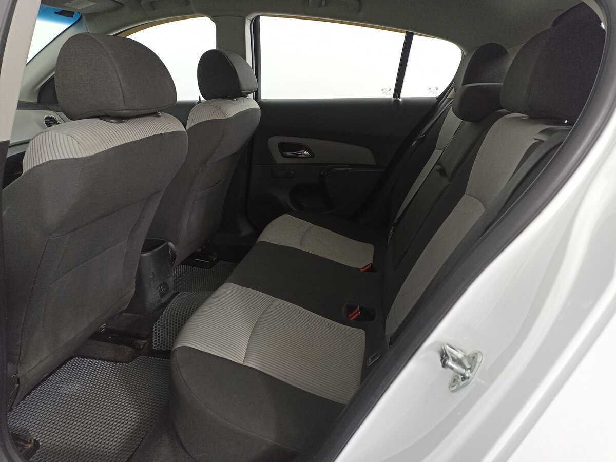 Chevrolet Cruze б/у, 2012, Механическая. Фото: #10