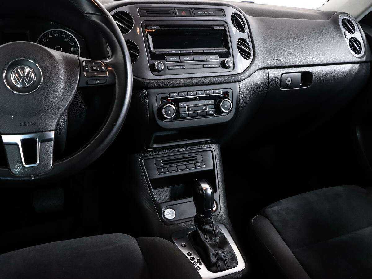 Volkswagen Tiguan б/у, 2012, Автоматическая. Фото: #12