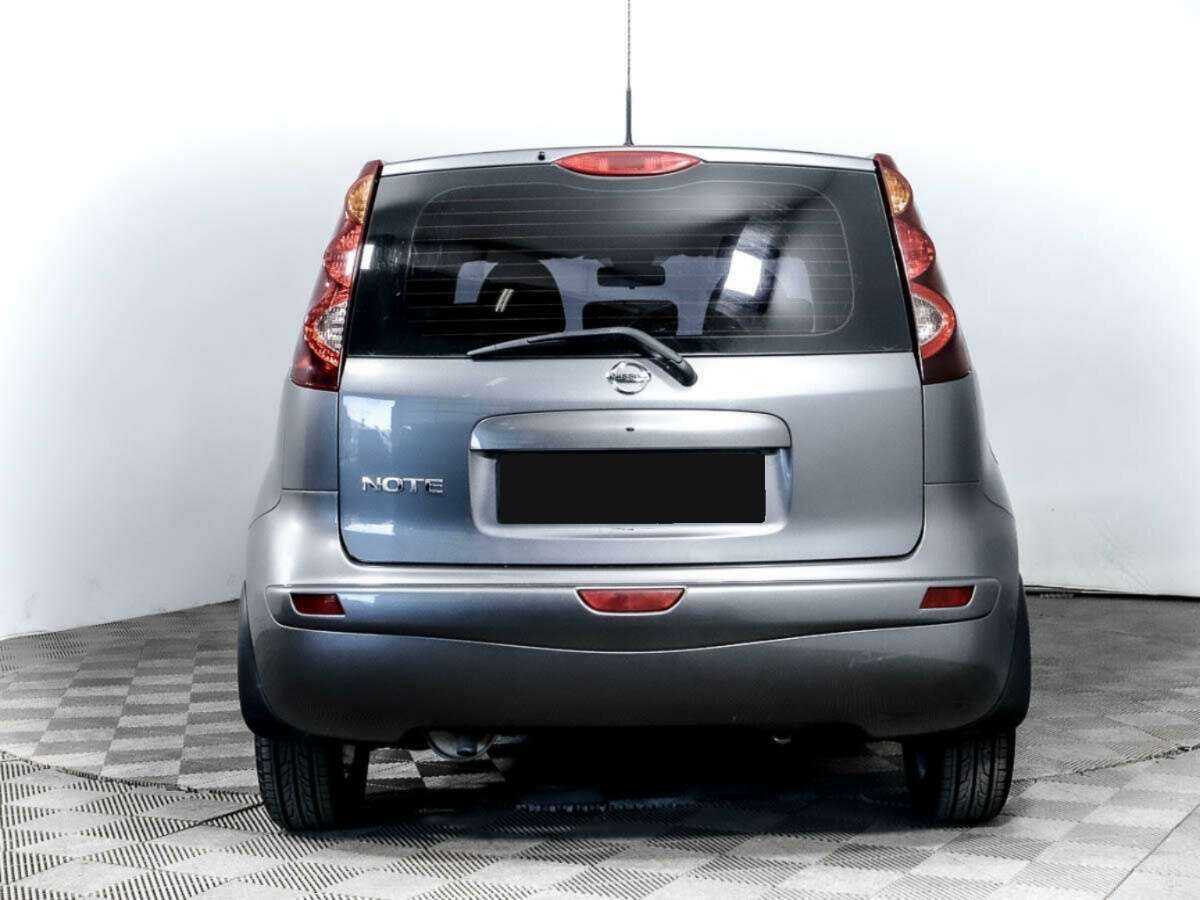 Nissan Note б/у, 2012, Механическая. Фото: #4