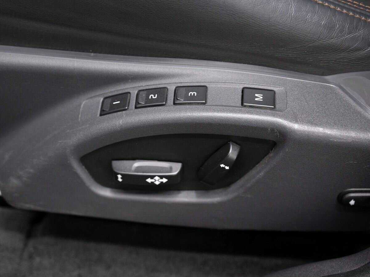 Volvo XC60 б/у, 2014, Автоматическая. Фото: #18