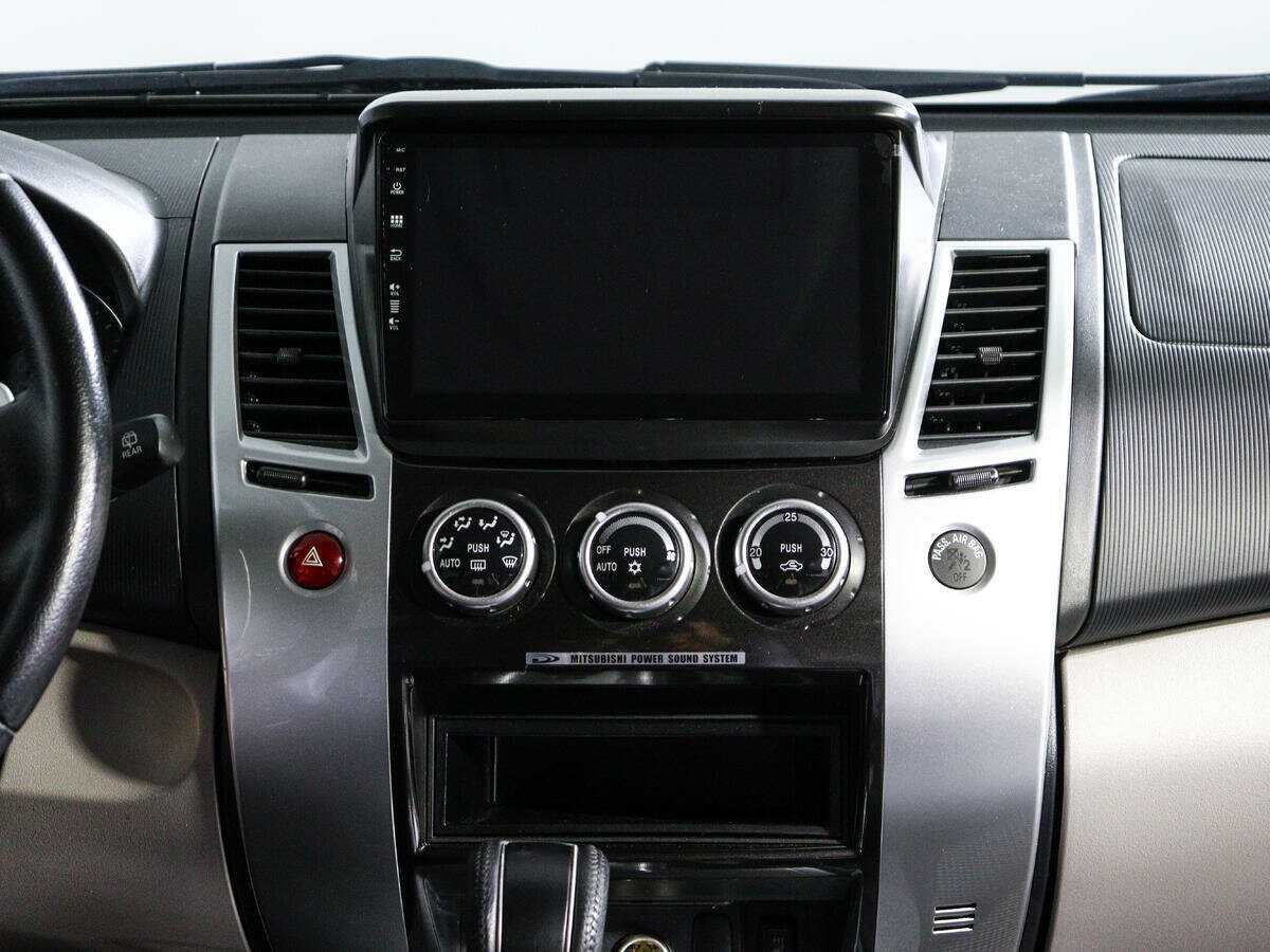 Mitsubishi Pajero Sport б/у, 2012, Автоматическая. Фото: #9