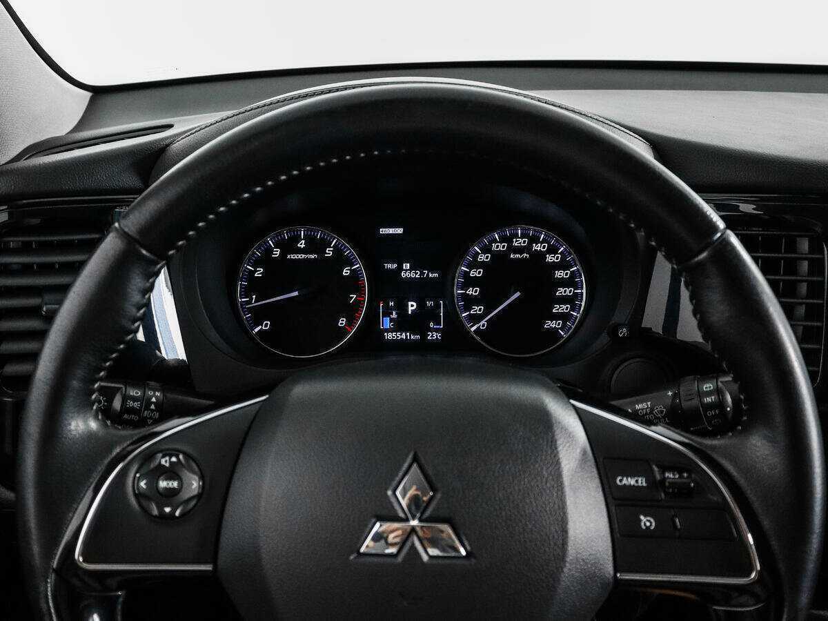 Mitsubishi Outlander б/у, 2018, Вариатор. Фото: #15