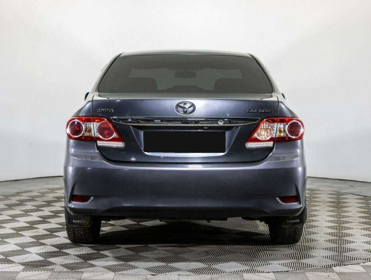 Toyota Corolla б/у, 2012, Механическая. Фото: #5
