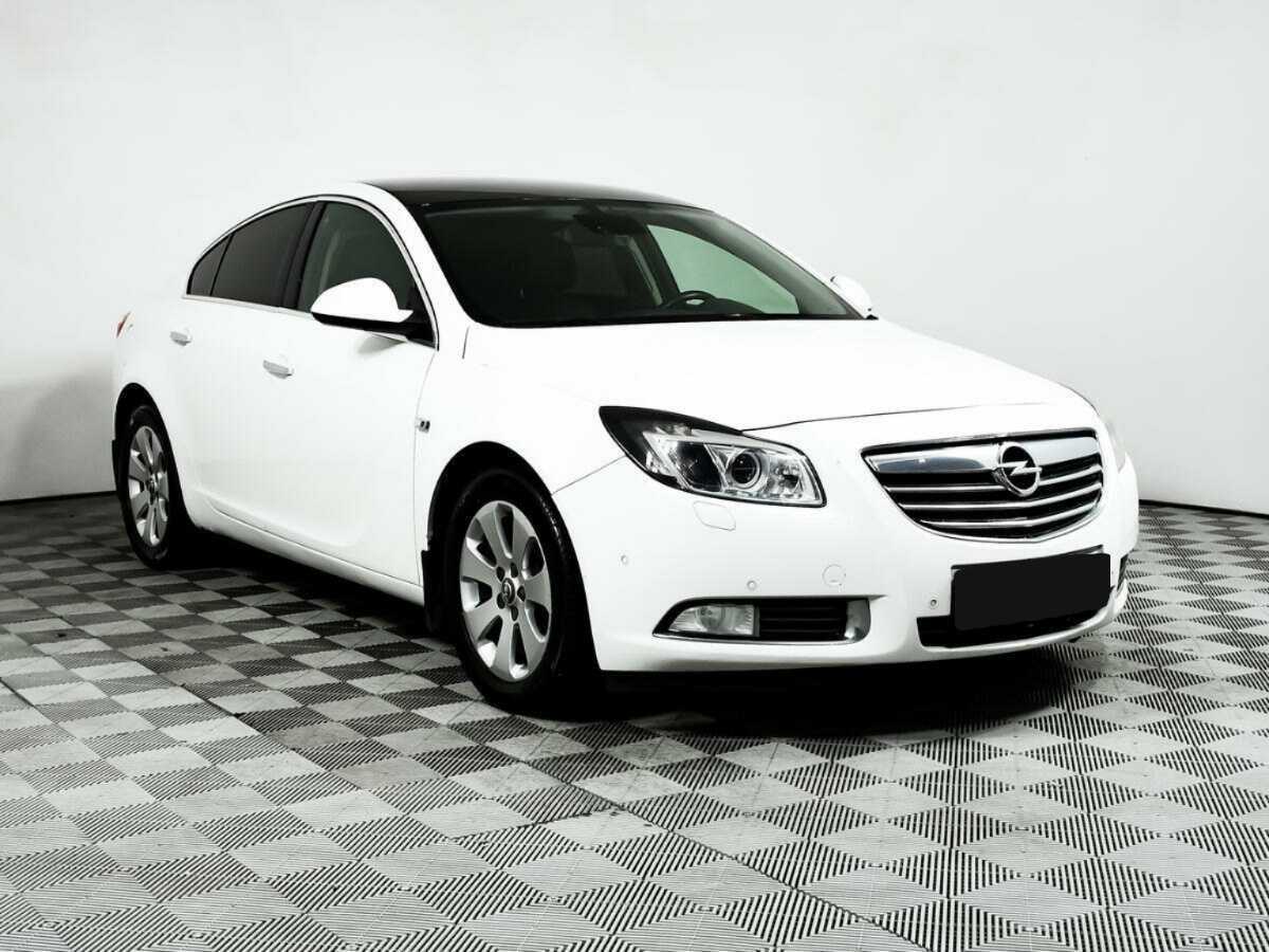 Opel Insignia б/у, 2012, Автоматическая. Фото: #2