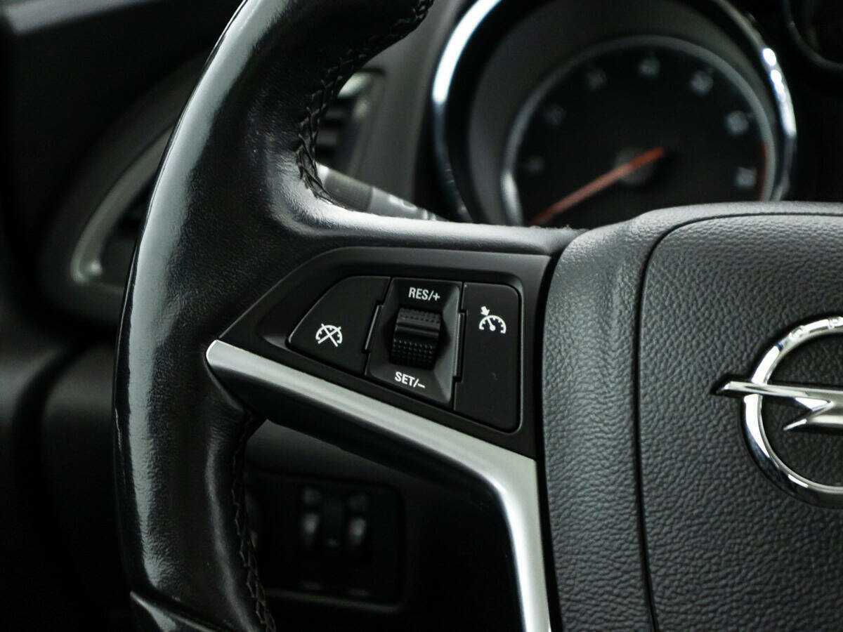 Opel Astra б/у, 2012, Автоматическая. Фото: #16