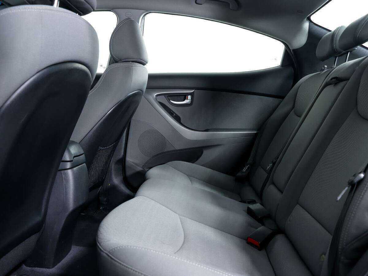 Hyundai Elantra б/у, 2014, Автоматическая. Фото: #10