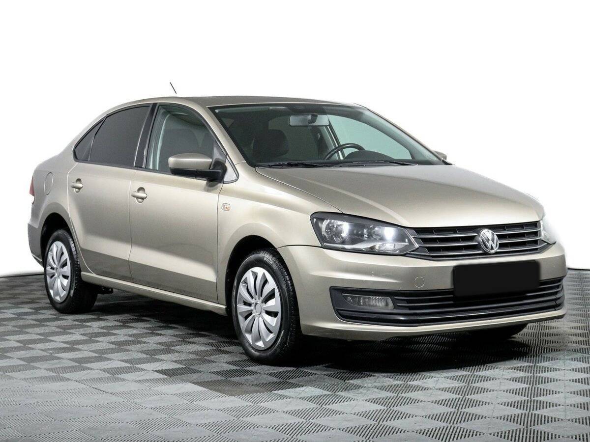 Volkswagen Polo б/у, 2016, Автоматическая. Фото: #2