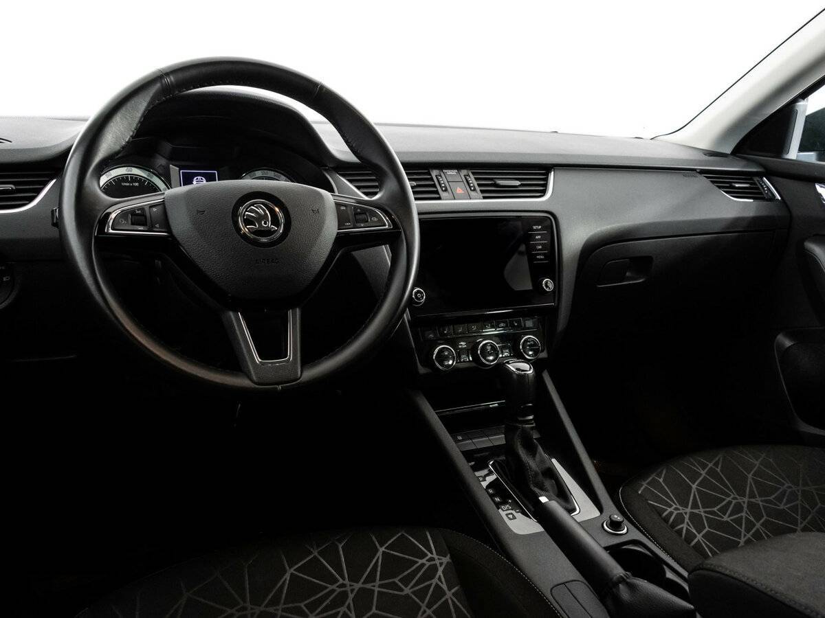 Skoda Octavia б/у, 2020, Автоматическая. Фото: #8