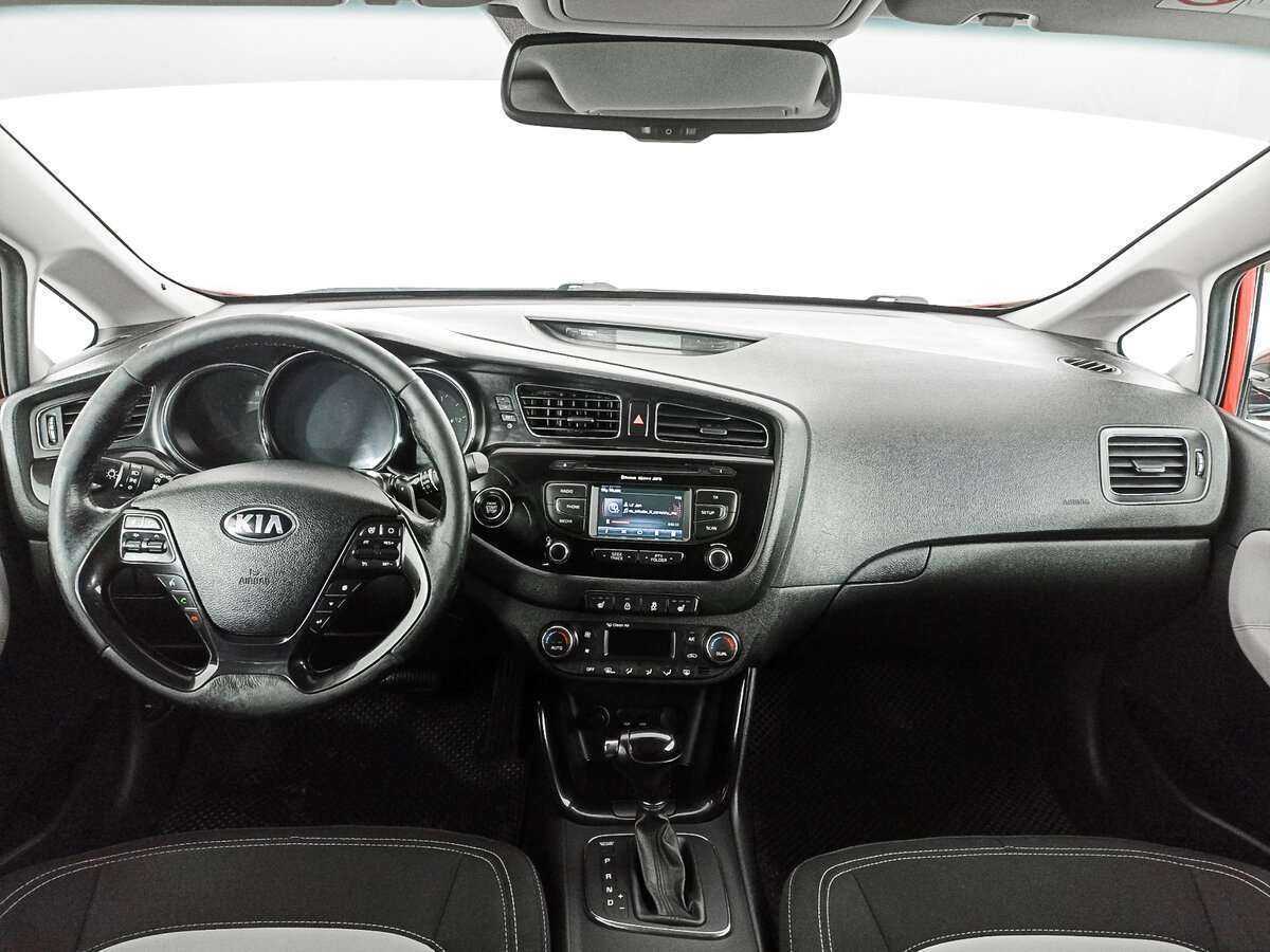 Kia Ceed б/у, 2014, Автоматическая. Фото: #11
