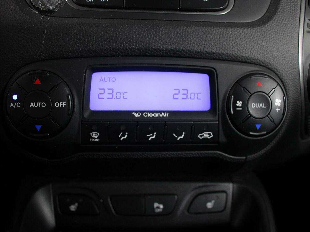 Hyundai ix35 б/у, 2013, Автоматическая. Фото: #19