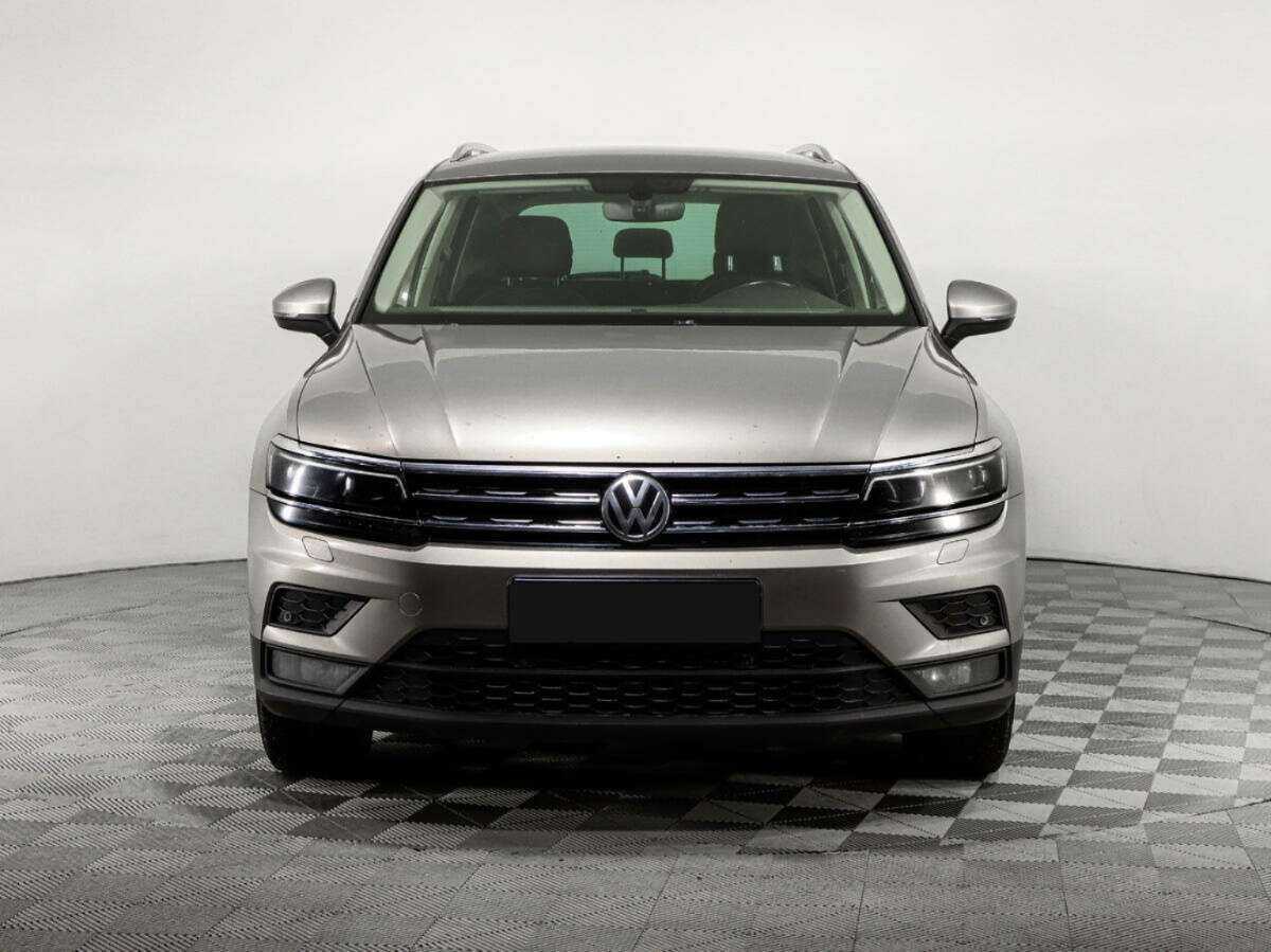 Volkswagen Tiguan б/у, 2018, Роботизированная. Фото: #1