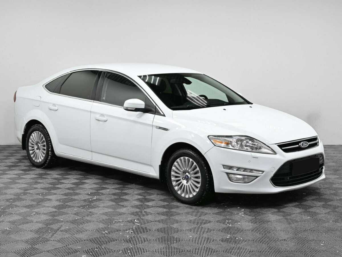Ford Mondeo б/у, 2014, Автоматическая. Фото: #2