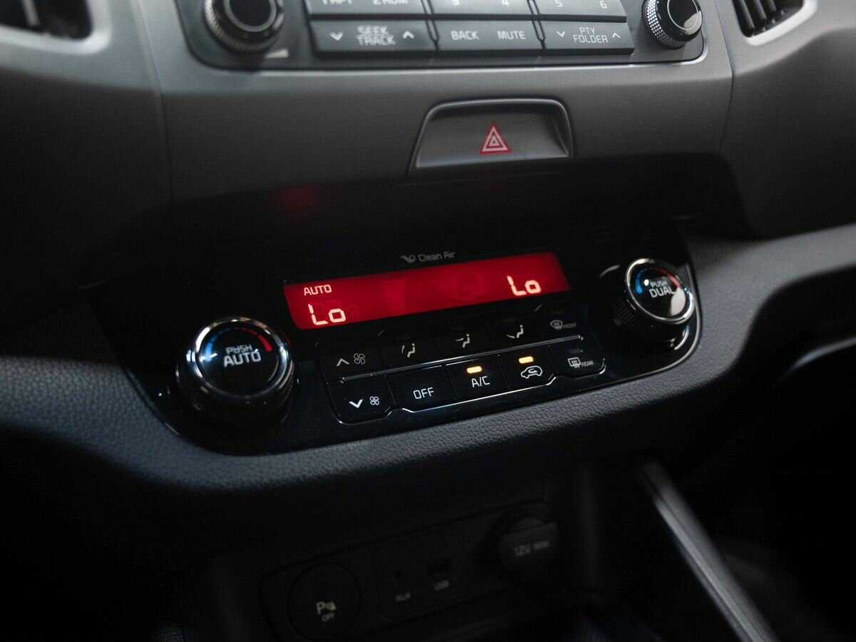 Kia Sportage б/у, 2014, Автоматическая. Фото: #19