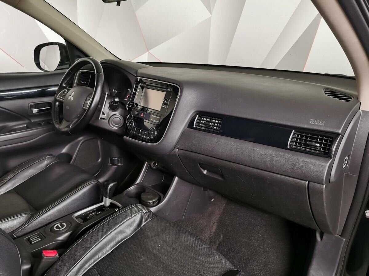 Mitsubishi Outlander б/у, 2014, Вариатор. Фото: #8