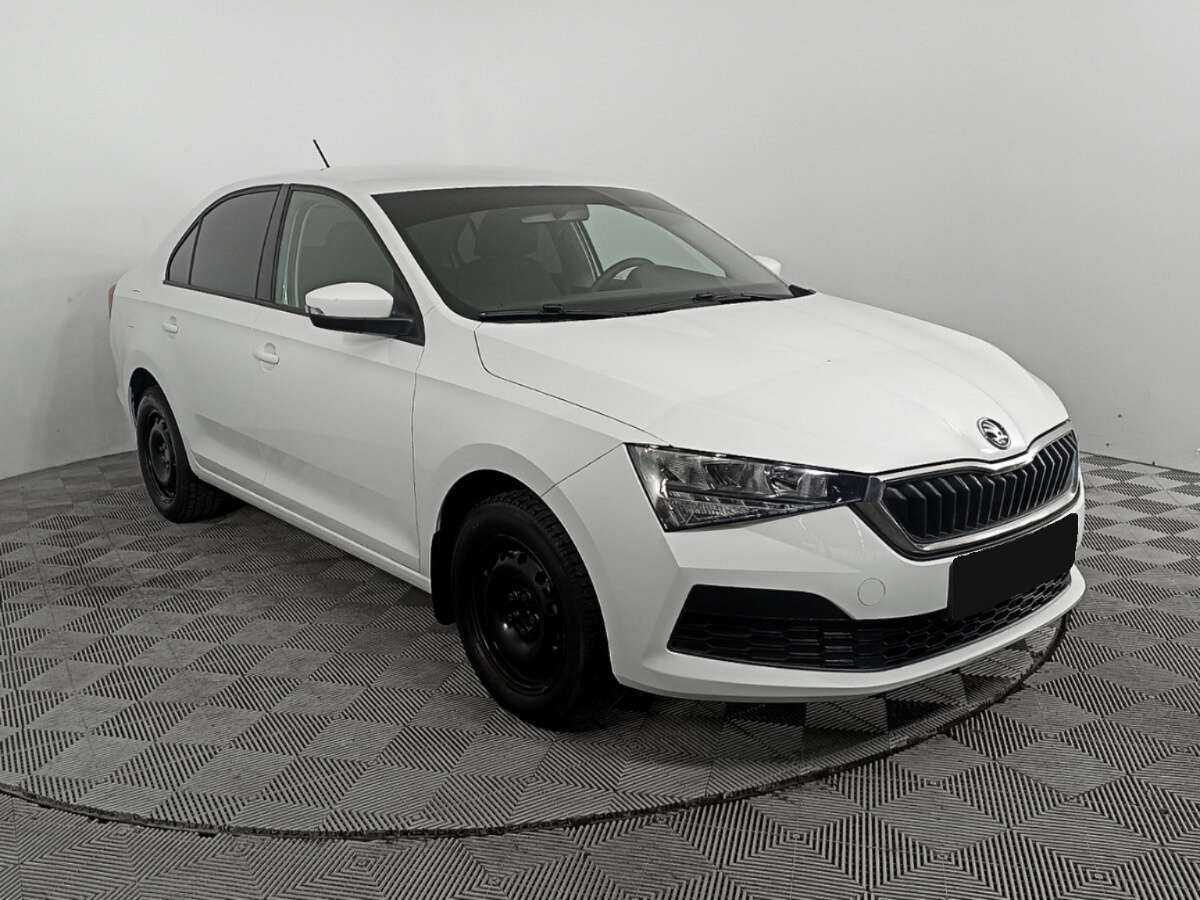 Skoda Rapid б/у, 2021, Механическая. Фото: #2