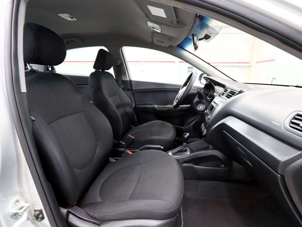 Kia Rio б/у, 2016, Автоматическая. Фото: #9