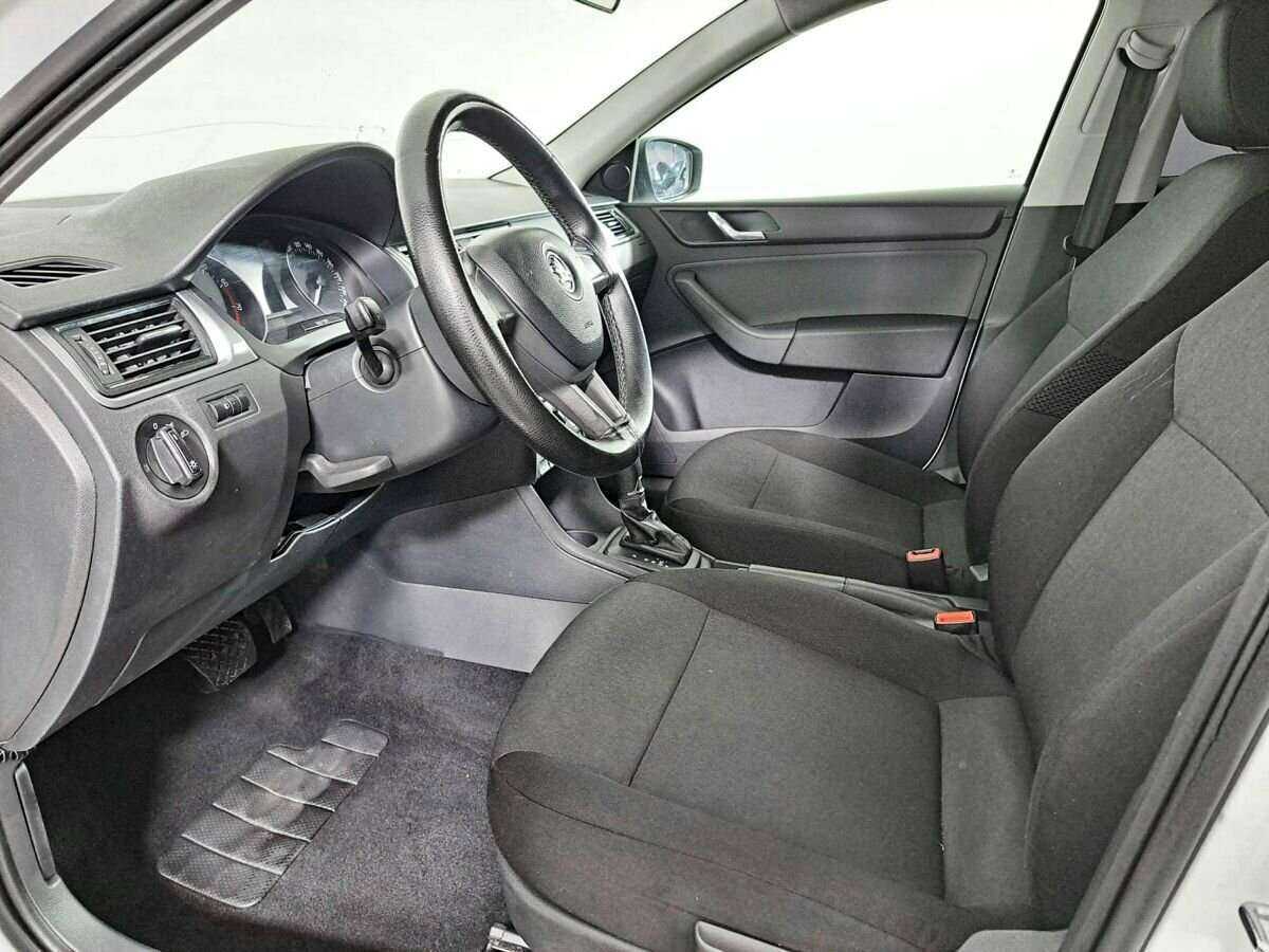 Skoda Rapid б/у, 2017, Автоматическая. Фото: #15