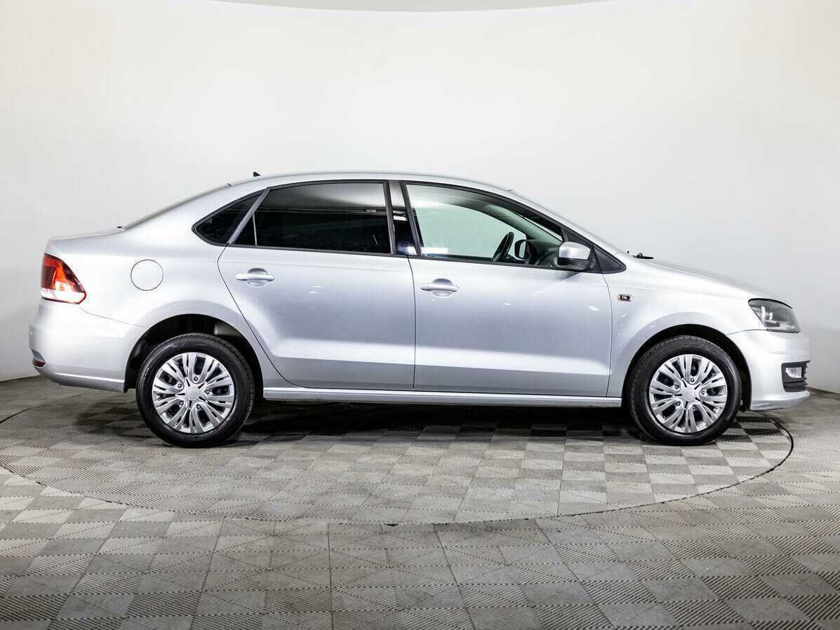 Volkswagen Polo б/у, 2016, Автоматическая. Фото: #3