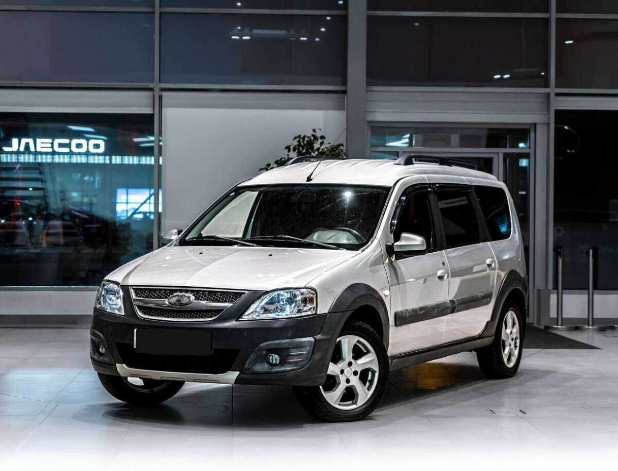 Lada (ВАЗ) Largus б/у, 2018, Механическая. Посмотреть фото