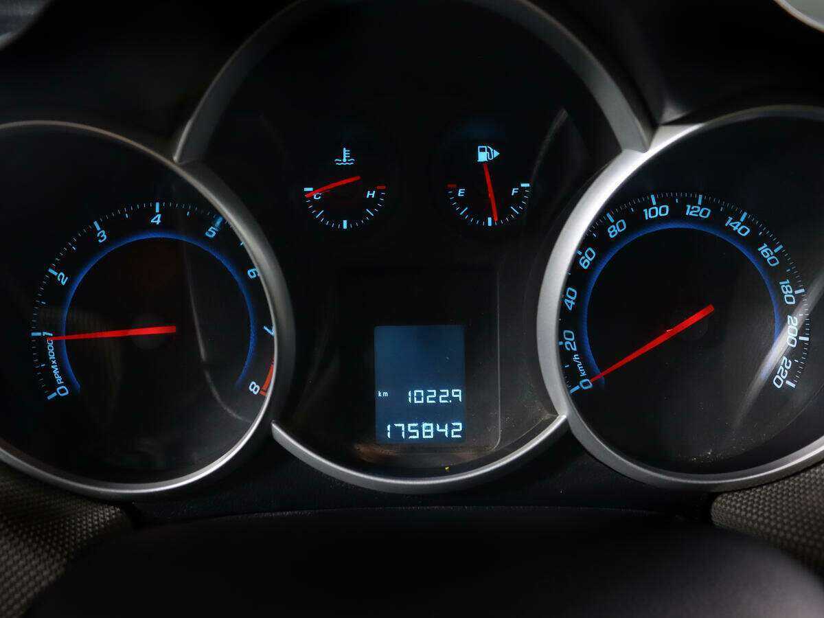 Chevrolet Cruze б/у, 2012, Механическая. Фото: #8