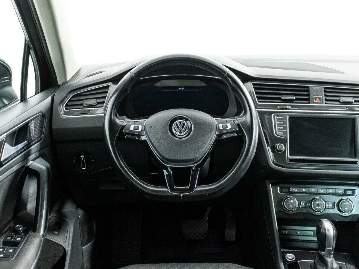 Volkswagen Tiguan б/у, 2017, Роботизированная. Фото: #19