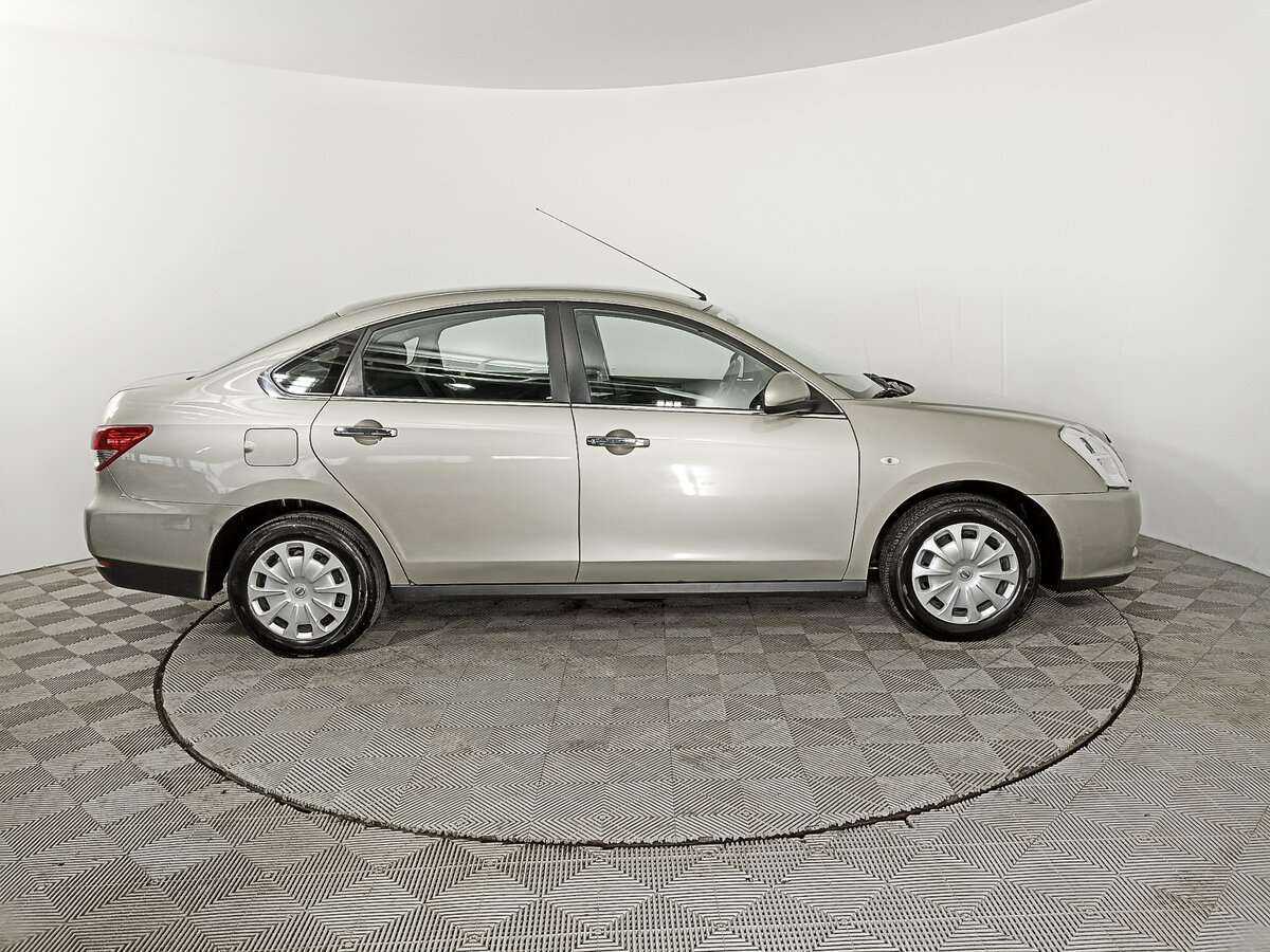 Nissan Almera б/у, 2016, Механическая. Фото: #3