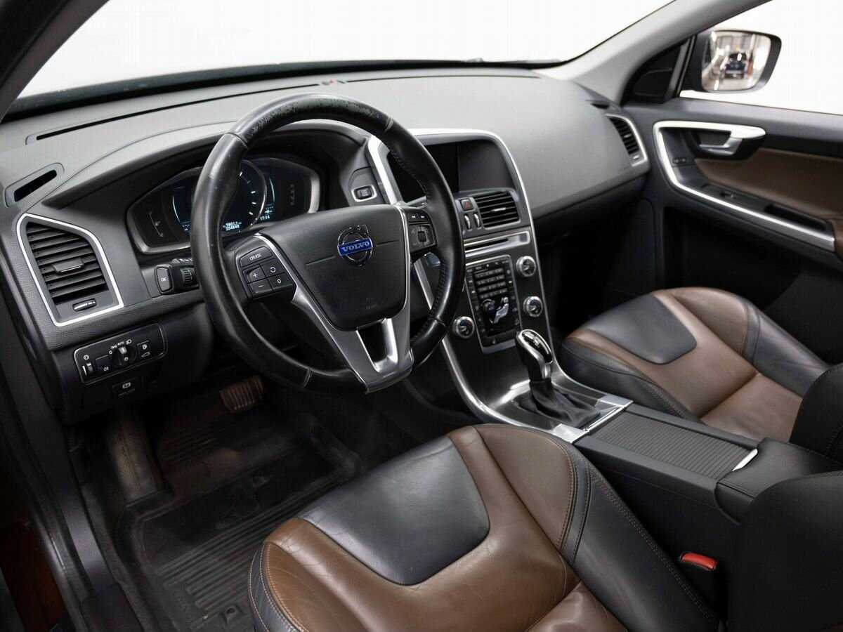 Volvo XC60 б/у, 2014, Автоматическая. Фото: #6