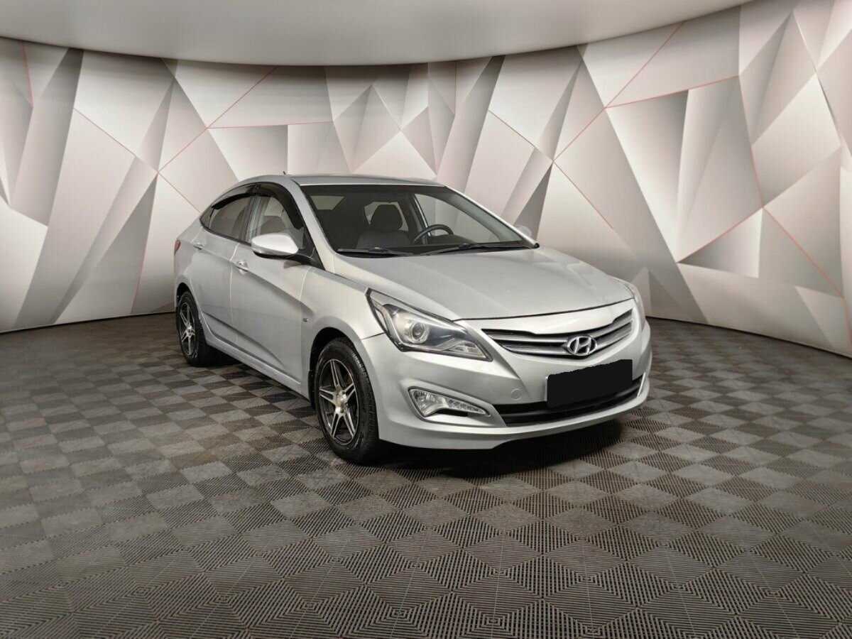 Hyundai Solaris б/у, 2015, Автоматическая. Фото: #2