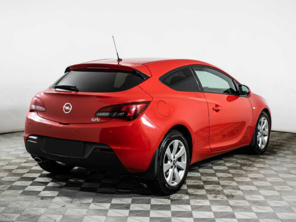 Opel Astra б/у, 2013, Автоматическая. Фото: #4