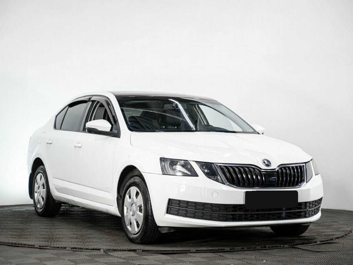 Skoda Octavia б/у, 2017, Автоматическая. Фото: #2