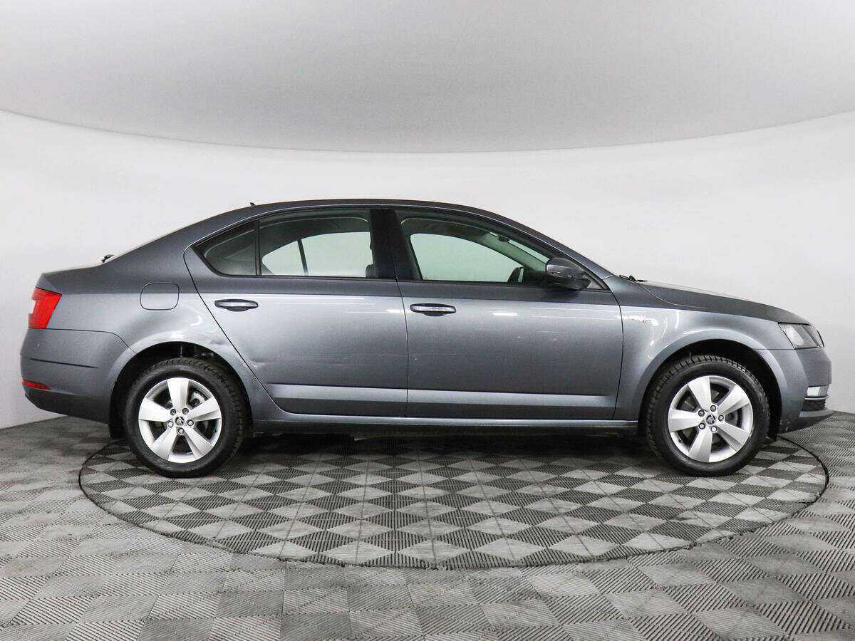 Skoda Octavia б/у, 2020, Автоматическая. Фото: #3