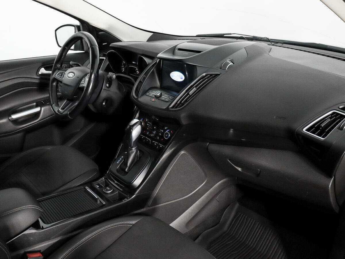 Ford Kuga б/у, 2017, Автоматическая. Фото: #9