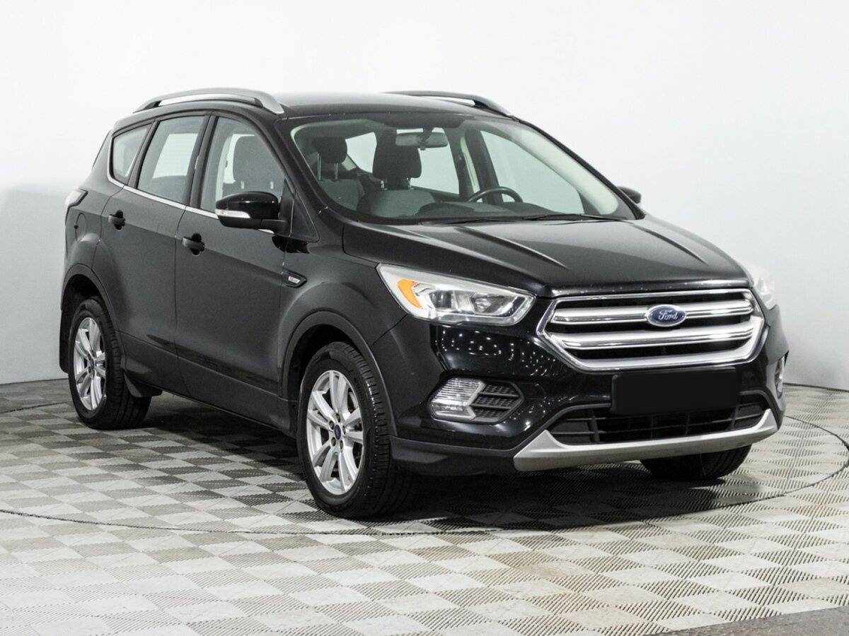 Ford Kuga б/у, 2017, Автоматическая. Фото: #2