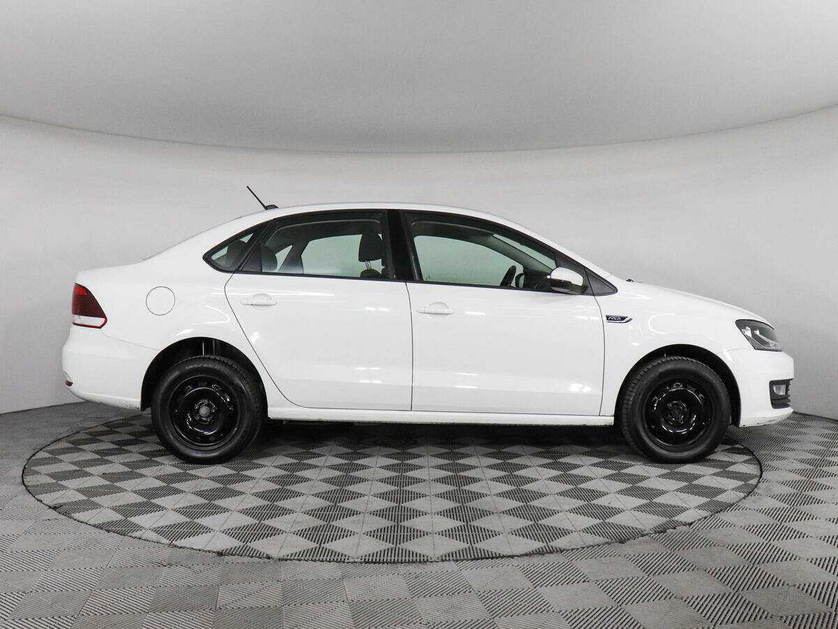 Volkswagen Polo б/у, 2018, Автоматическая. Фото: #3