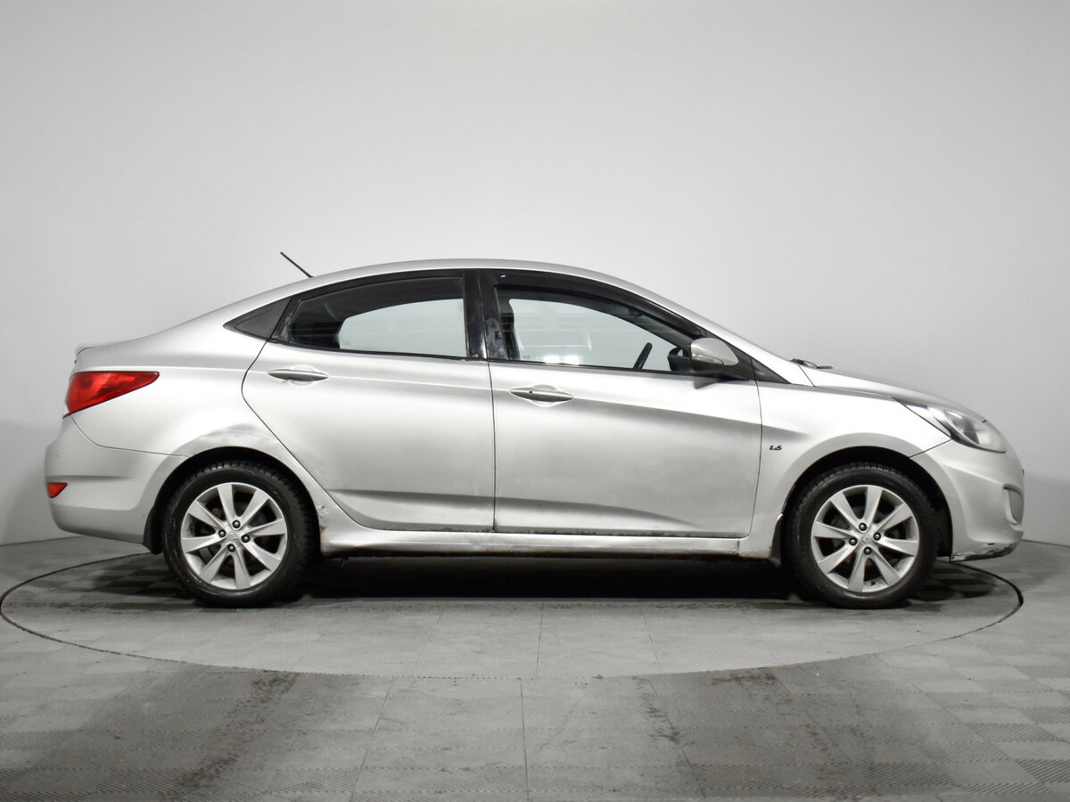Hyundai Solaris б/у, 2012, Автоматическая. Фото: #3