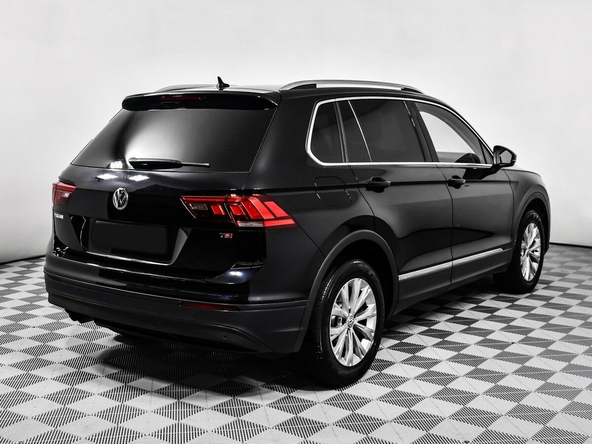 Volkswagen Tiguan б/у, 2017, Роботизированная. Фото: #4