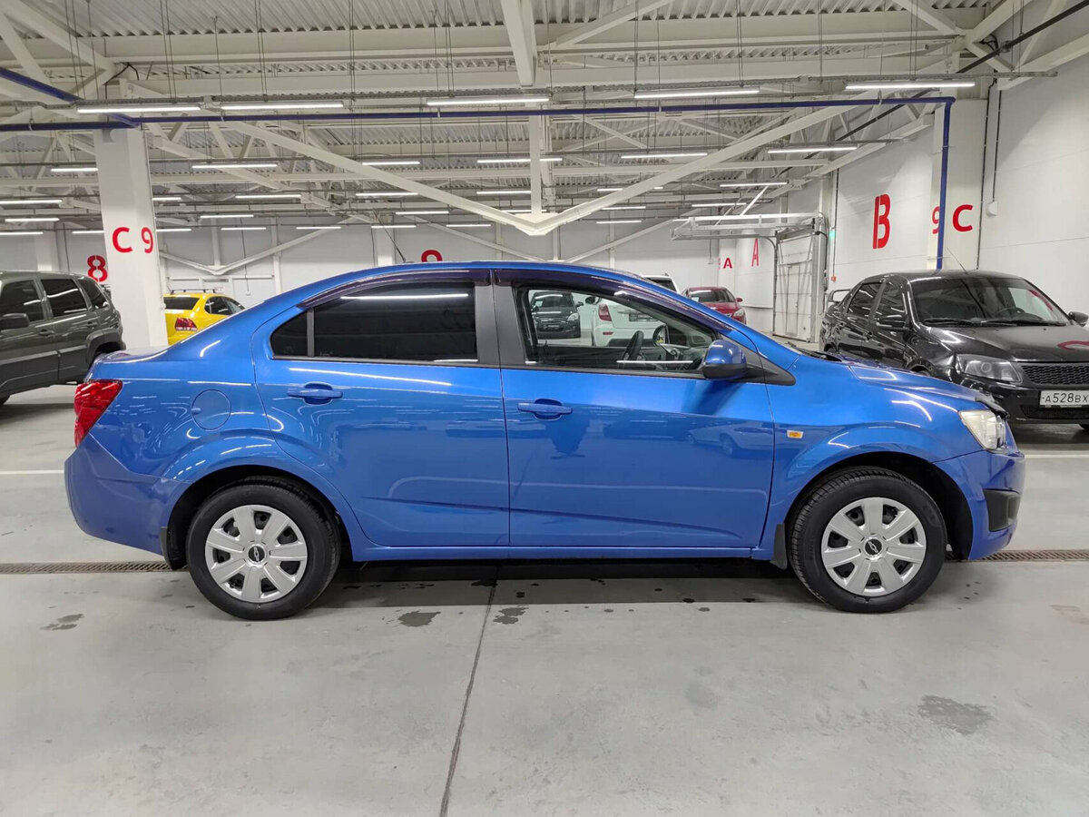 Chevrolet Aveo б/у, 2012, Механическая. Фото: #3