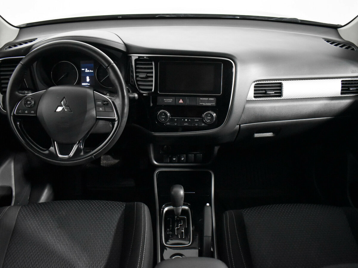 Mitsubishi Outlander б/у, 2018, Вариатор. Фото: #11