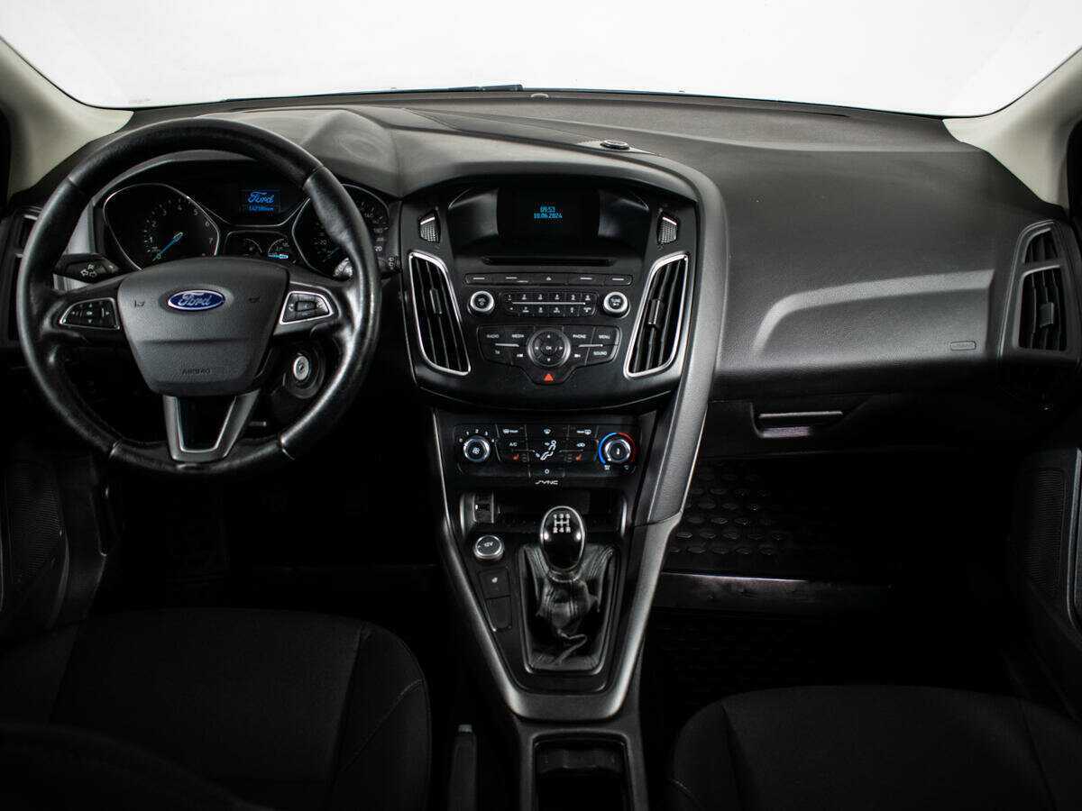 Ford Focus б/у, 2017, Механическая. Фото: #11